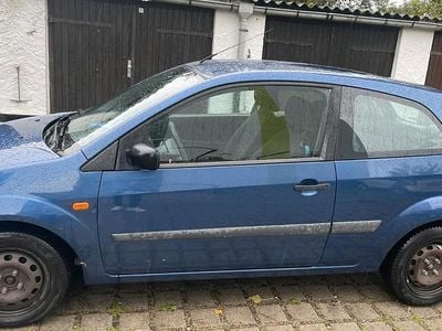 Gebraucht Ford Fiesta 70 PS (51 kW) 2008 Blau Kleinwagen