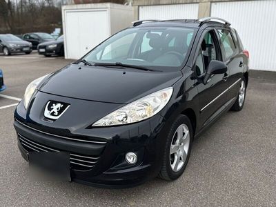 gebraucht Peugeot 207 120 VTi mit Klima/ Pano/TÜV