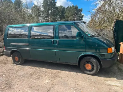 Gebraucht VW T4 75 PS (55 kW) 2000 Grün Van