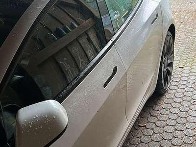 Gebraucht Tesla Model 3 Performance 392 kW (534 PS) 2023 Weiß Limousine