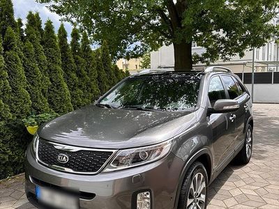 Gebraucht Kia Sorento 197 PS (144 kW) 2015 Grau SUV