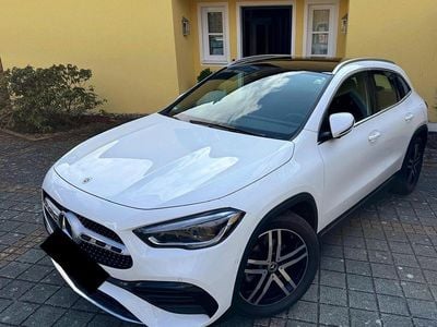 Gebraucht Mercedes GLA200 AMG 163 PS (119 kW) 2022 Weiß SUV