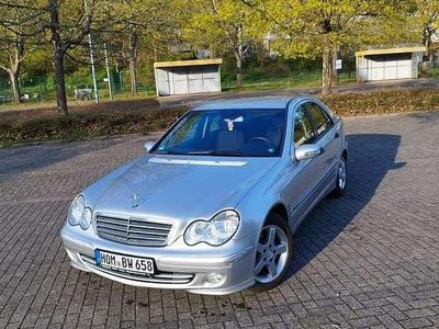 Second-hand Mercedes C180 Classic 143 CP (105 kW) 2004 Argintiu Berlinǎ