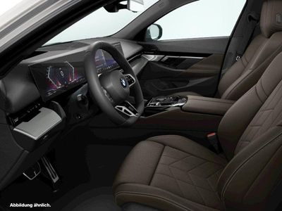 Oxidgrau metallic Gebraucht 2025 BMW 520 Comfort Edition Limousine | 59.414 € (Teuer)