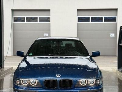 BMW 525