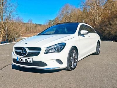 Gebraucht Mercedes CLA200 Shooting Brake 136 PS (100 kW) 2018 Weiß Kombi