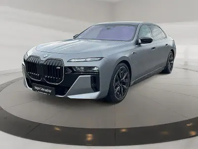 Gebraucht BMW M760e