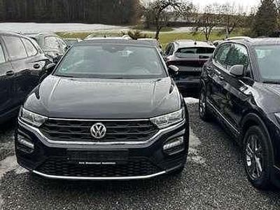 Second-hand VW T-Roc Style 116 CP (85 kW) 2020 Negru SUV