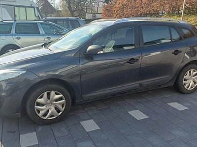 Second-hand Renault Mégane GrandTour 101 CP (74 kW) 2012 Negru Break