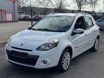 Gebraucht Renault Clio II Dynamique 101 PS (74 kW) 2010 Weiß Limousine