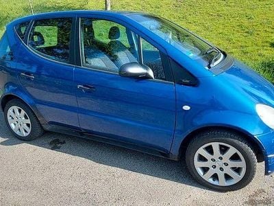 Second-hand Mercedes A160 Classic 102 CP (75 kW) 1998 Albastru Monovolum