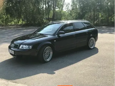 Usata Audi A4 Design 220 CV (161 kW) 2001 Nero Station wagon