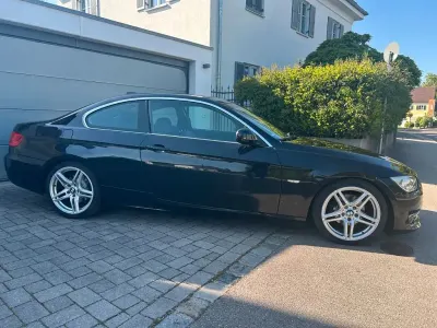 Gebraucht BMW 320 Performance 170 PS (125 kW) 2013 Schwarz Coupé