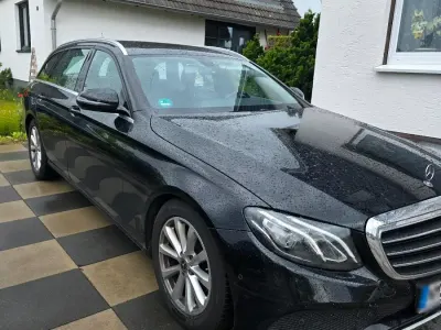 Gebraucht Mercedes E200 160 PS (117 kW) 2019 Schwarz Kombi