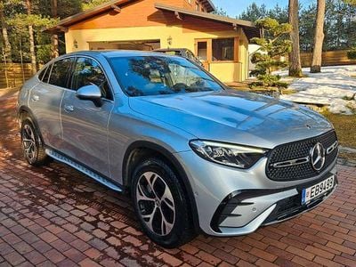 Gebraucht Mercedes GLC300e 313 PS (230 kW) 2024 Silber Coupé