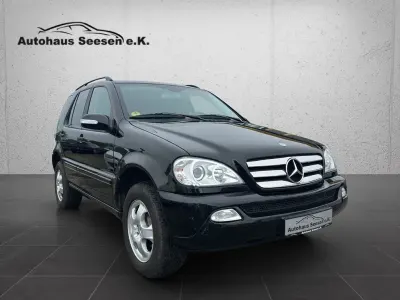 Gebraucht Mercedes ML270 163 PS (119 kW) 2004 Schwarz SUV