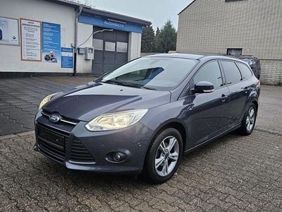 Grau Gebraucht 2013 Ford Focus Kombi | 2.900 € (Superpreis)
