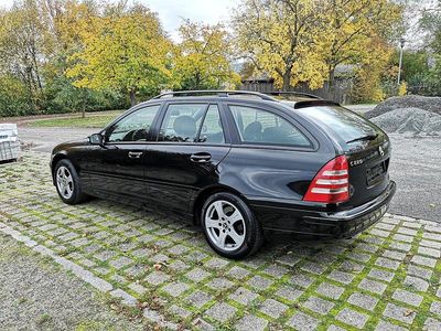 Gebraucht Mercedes C220 150 PS (110 kW) 2006 Schwarz Kombi