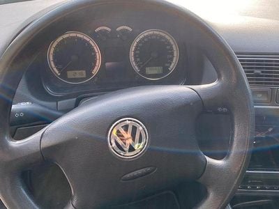 VW Golf IV