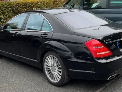 Gebraucht Mercedes S500 388 PS (285 kW) 2009 Schwarz Limousine
