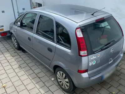 Gebraucht Opel Meriva Edition 101 PS (74 kW) 2004 Grau Van / Kleinbus