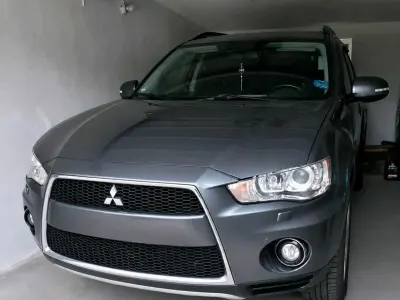 Occasion Mitsubishi Outlander 156 PK (114 kW) 2013 Grijs SUV