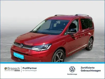 Gebraucht VW Caddy Style 116 PS (85 kW) 2025 Rot Van / Kleinbus