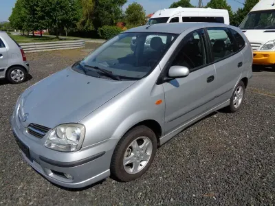 Gebraucht Nissan Almera Acenta+ 116 PS (85 kW) 2005 Silber Limousine