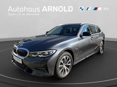 BMW 330e