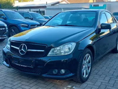 Gebraucht Mercedes C200 Avantgarde 136 PS (100 kW) 2013 Schwarz Limousine