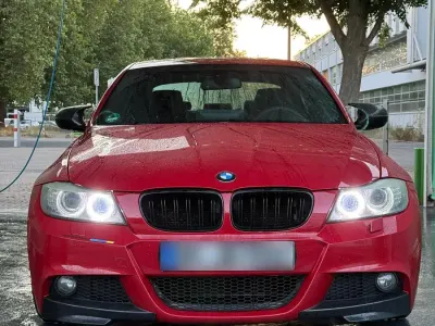 Gebraucht BMW 320 M Sport 2009 Rot Limousine