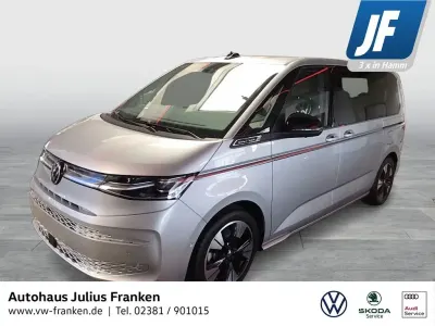 Gebraucht VW Multivan Style 150 PS (110 kW) 2026 Silber Van / Kleinbus