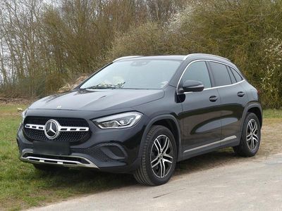 Usata Mercedes GLA180 115 CV (84 kW) 2021 Nero SUV