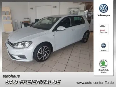 Gebraucht VW Golf VII Join 116 PS (85 kW) 2018 Silber Limousine