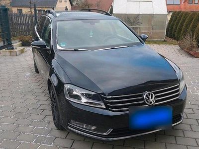 Gebraucht VW Passat 110 PS (80 kW) 2011 Schwarz Kombi