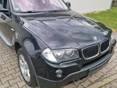 Gebraucht BMW X3 177 PS (130 kW) 2010 Schwarz SUV