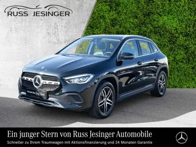 Second-hand Mercedes GLA250 Progressive 224 CP (164 kW) 2022 Negru SUV