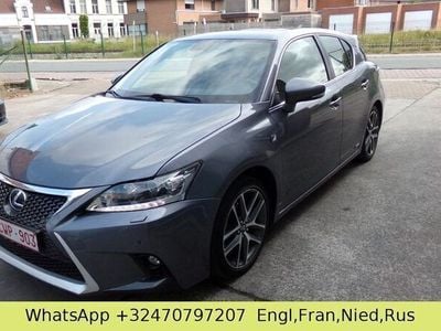 Lexus CT200h
