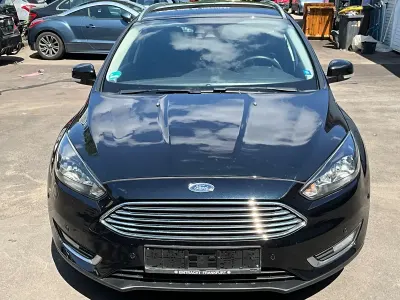 Używany Ford Focus Titanium 125 KM (91 kW) 2015 Czarny Kombi