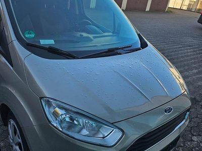 Gold Gebraucht 2014 Ford Tourneo Courier Van / Kleinbus | 4.300 € (Guter Preis)