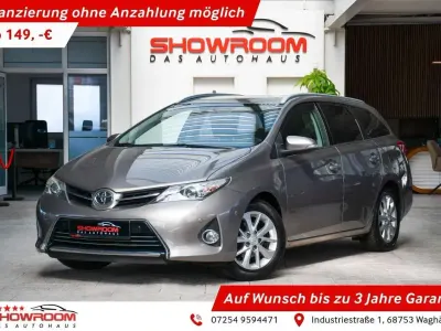 Gebraucht Toyota Auris Touring Sports Executive 132 PS (97 kW) 2013 Grau Kombi