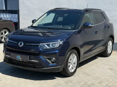 Gebraucht SsangYong Tivoli 163 PS (119 kW) 2019 Blau metallic SUV