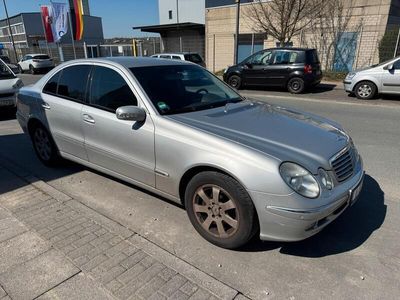 Mercedes E240