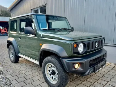 Gebraucht Suzuki Jimny Comfort 102 PS (75 kW) 2023 Grün SUV