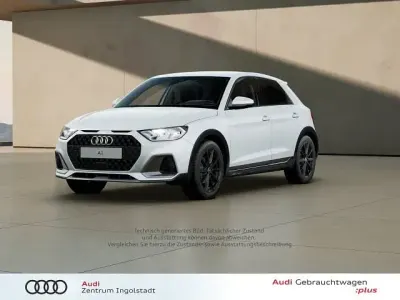 Gebraucht Audi A1 S-Line 116 PS (85 kW) 2026 Gletscherweiß metallic SUV