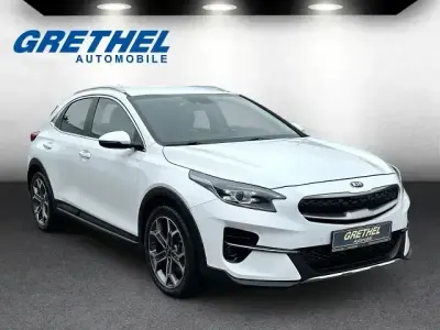 Gebraucht Kia XCeed Spirit 141 PS (103 kW) 2020 Hw2) deluxeweiss met. (weiss SUV