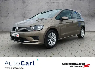 Second-hand VW Golf VII LOUNGE 125 CP (91 kW) 2016 Auriu Berlinǎ