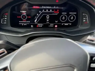 Używany Audi RS6 Sport 600 KM (441 kW) 2021 Czarny Kombi