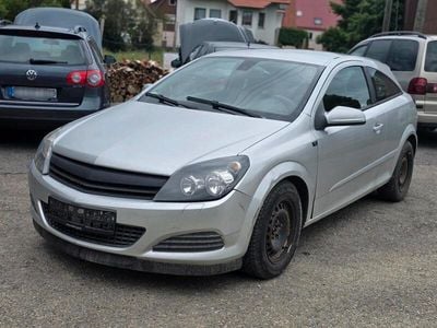 Opel Astra GTC