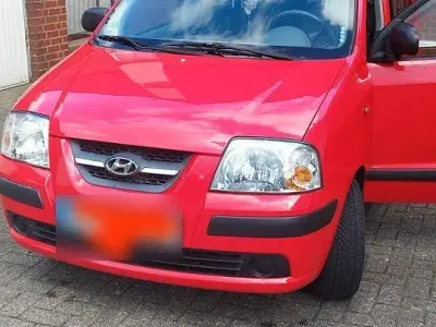 Gebraucht Hyundai Atos 63 PS (46 kW) 2008 Rot Kleinwagen